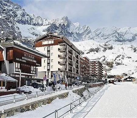 Apartment Cervinia 2 *