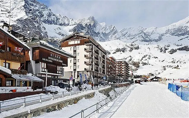 Апартаменти Cervinia 2 *